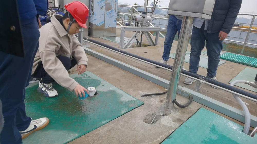 超聲波液位計(jì)現(xiàn)場 (1)(1).png